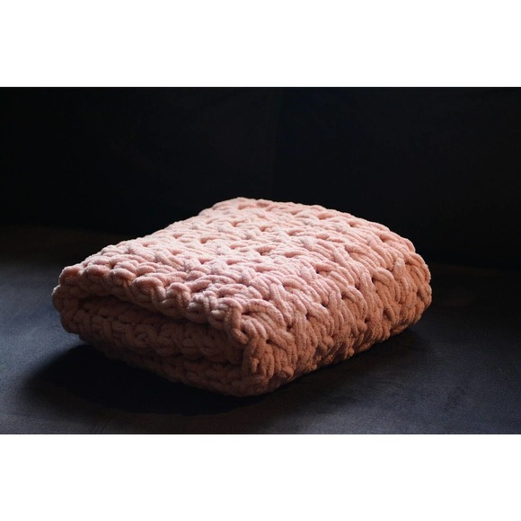Plush hypoallergenic baby blanket handmade Pink powder color 39
